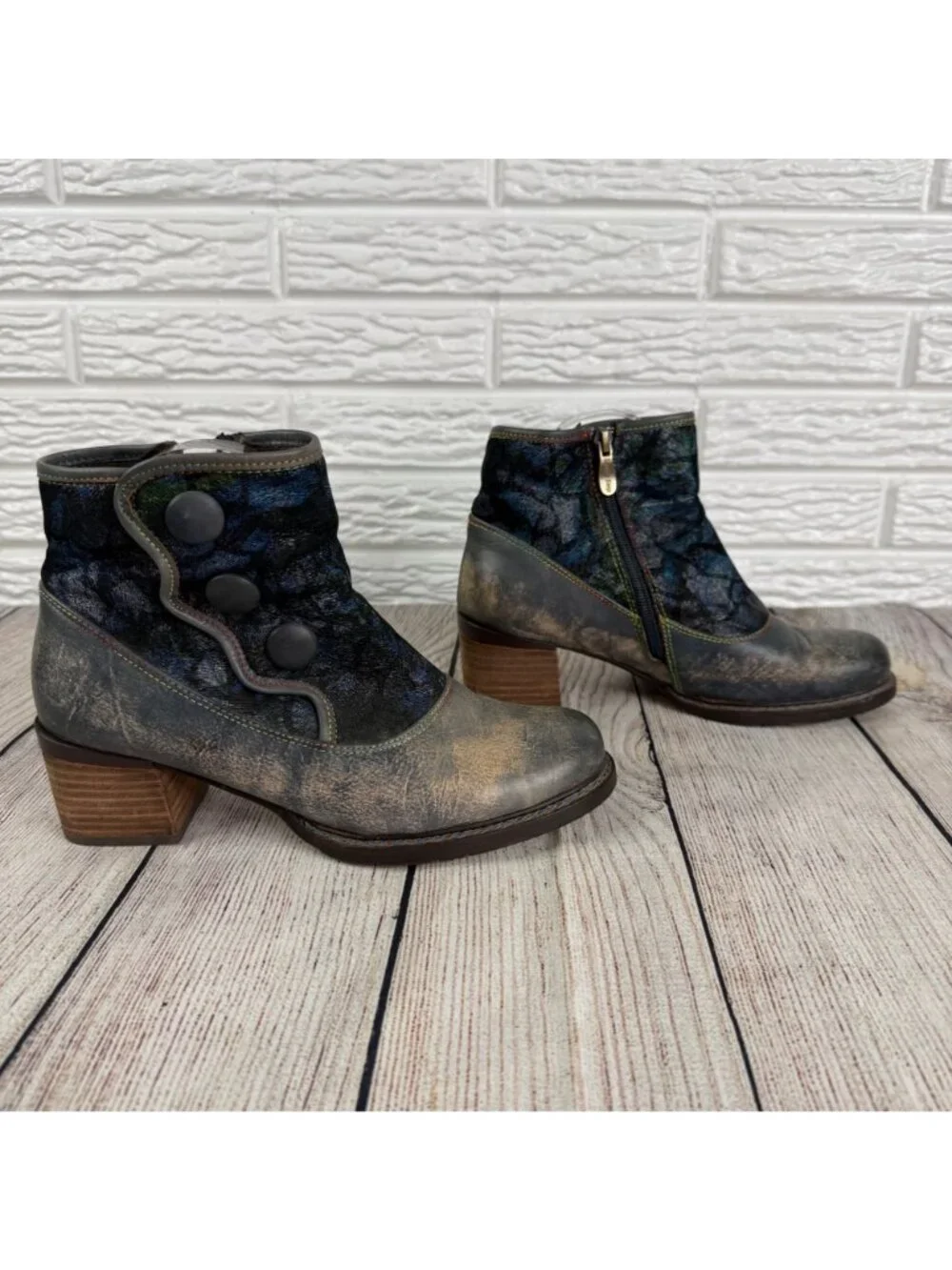 L’Artiste by Spring Step Gabory Ankle Boots Distressed Chunky Heel Sz 38 US 7.5
